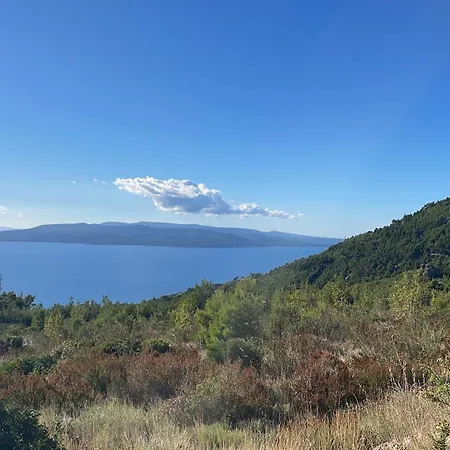 Vila Villapetra ; Veliko Brdo