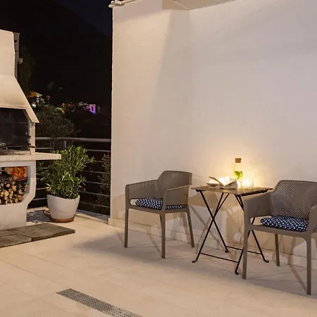 Villapetra ; Veliko Brdo فيلة *